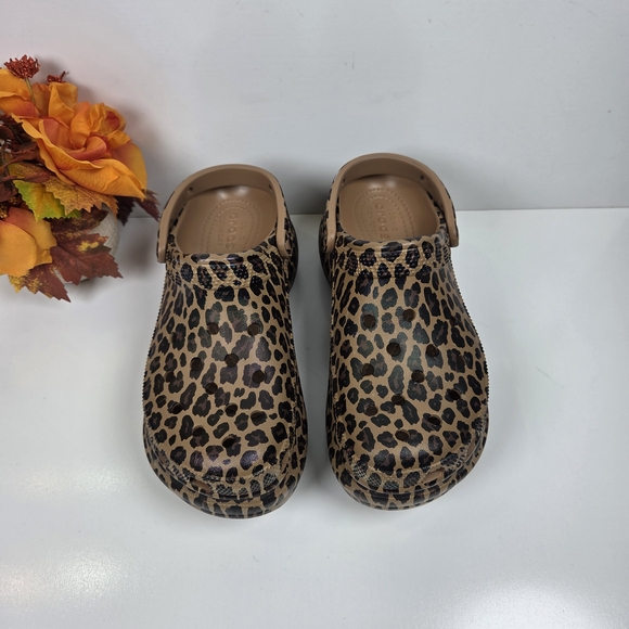 Leopard Print Clogs - Picture 11 of 11